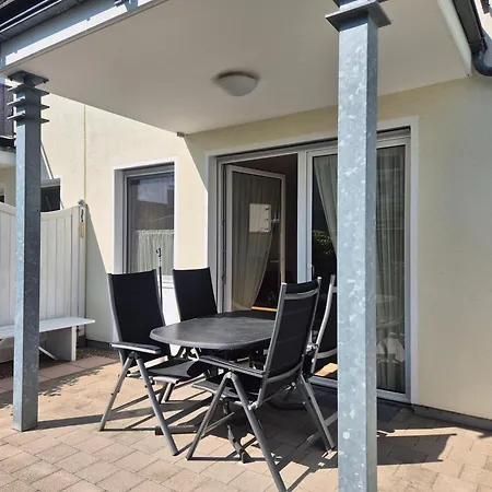 Haus Möwe 12 * Sellin (Rugen)