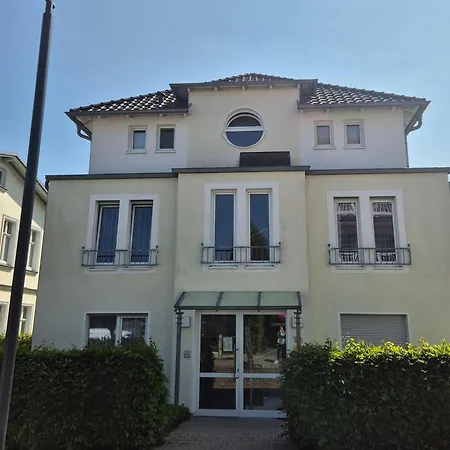 Haus Moewe 12